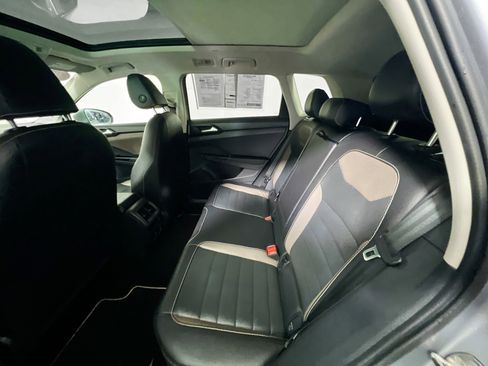 Used 2023 Volkswagen Taos SEL image 29