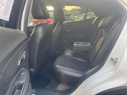 Used 2019 Buick Encore Preferred FWD image 14