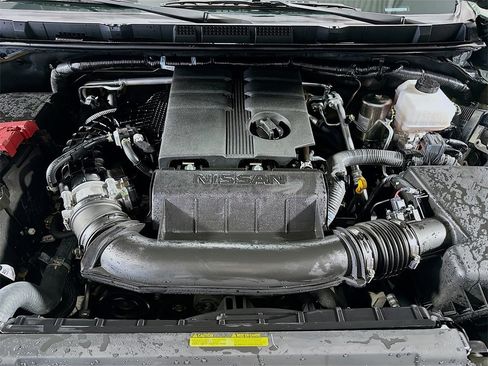 Used 2024 Nissan Frontier SV w/ SV Convenience Package image 32
