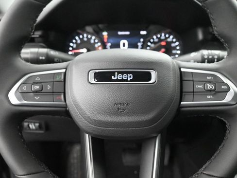 New 2026 Jeep Compass Latitude image 22