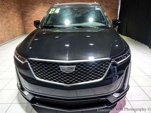 Used 2024 Cadillac XT6 Premium Luxury AWD/4WD image 6