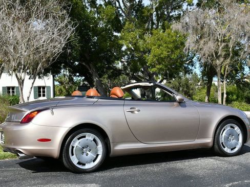 Used 2005 Lexus SC 430 Convertible image 6