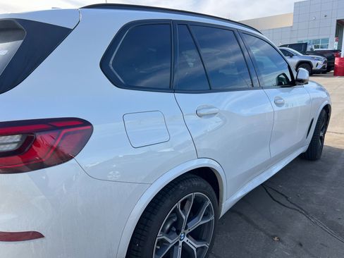 Used 2020 BMW X5 sDrive40i w/ M Sport Package image 11