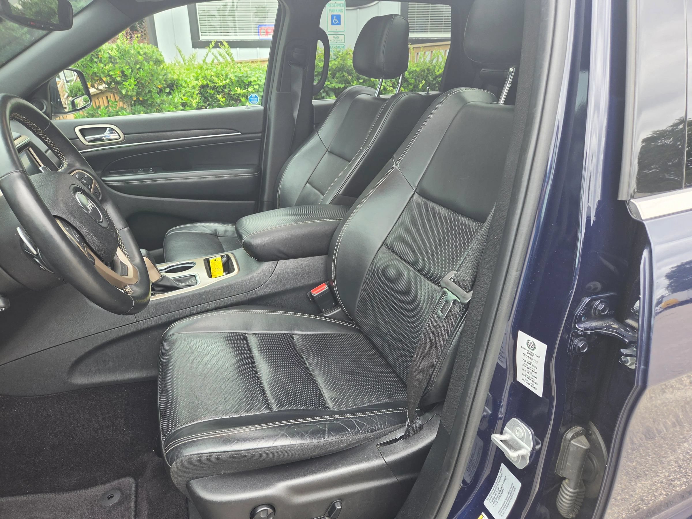 Used 2017 Jeep Grand Cherokee Limited w/ Luxury Group II RWD image 19