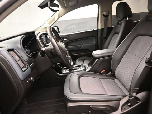 Used 2022 Chevrolet Colorado Z71 RWD image 14