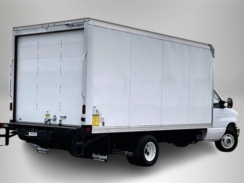 New 2024 Ford E-450 and Econoline 450 Super Duty w/ Power Windows & Locks Group image 20