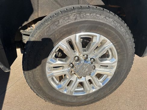 Used 2020 GMC Sierra 3500 SLT w/ SLT Premium Plus Package image 8