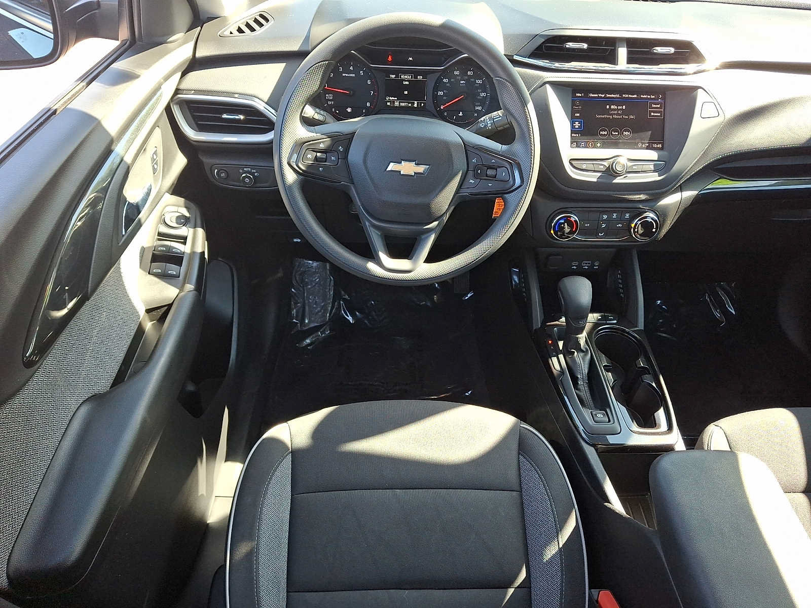 Used 2023 Chevrolet TrailBlazer LS AWD/4WD image 11