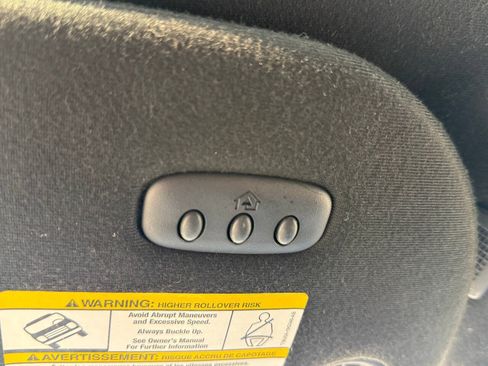 Used 2015 Ford Expedition XLT w/ Equipment Group 202A RWD image 35