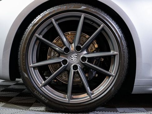 Used 2024 Porsche 911 Carrera T image 7