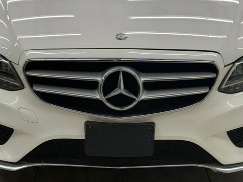 Used 2016 Mercedes-Benz E 350 Sedan w/ Premium Package image 5