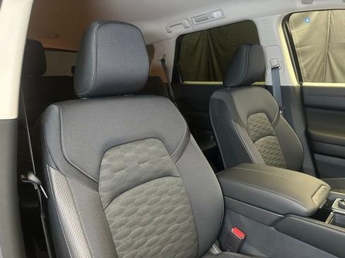 New 2026 Nissan Pathfinder SV AWD/4WD image 15