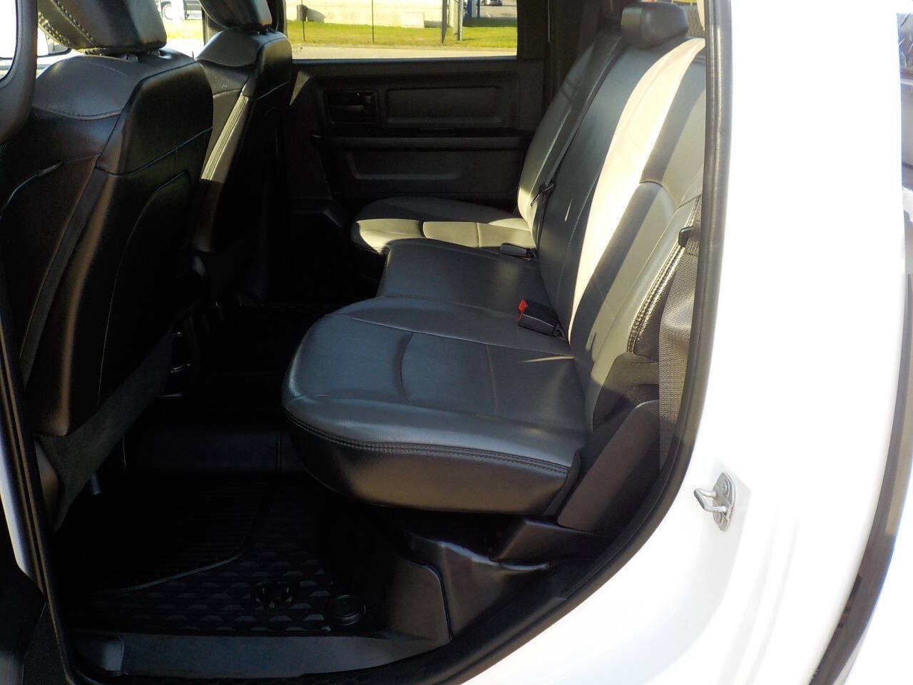 Used 2021 RAM 2500 Tradesman w/ Chrome Appearance Group AWD/4WD image 21