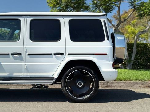 Used 2024 Mercedes-Benz G 63 AMG 4MATIC image 4