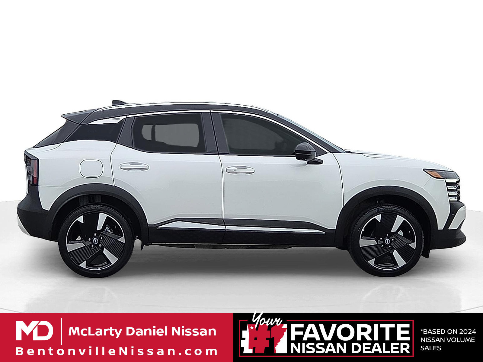 Used 2025 Nissan Kicks SR AWD/4WD image 6