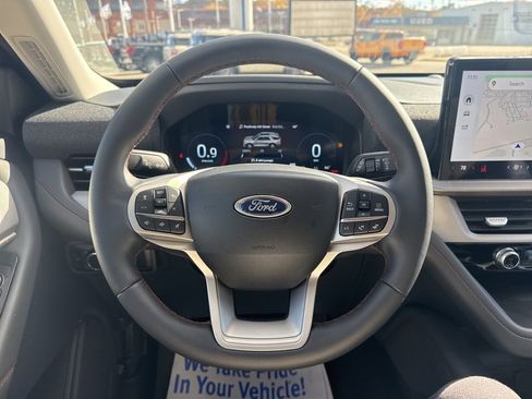 New 2026 Ford Explorer Active image 30