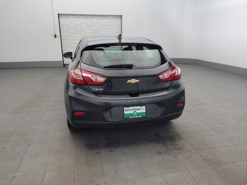 Used 2017 Chevrolet Cruze LT image 6