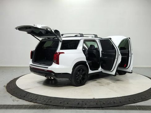 Used 2024 Hyundai Palisade XRT FWD image 16