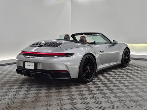 Used 2025 Porsche 911 Carrera GTS RWD image 9