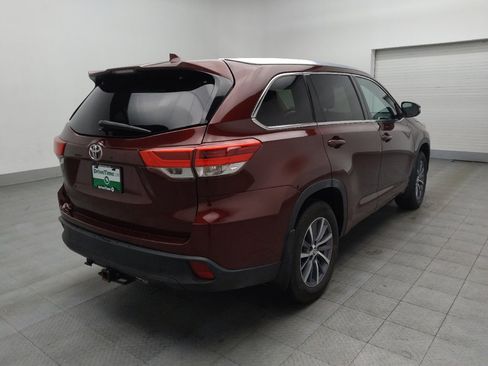 Used 2017 Toyota Highlander XLE image 9