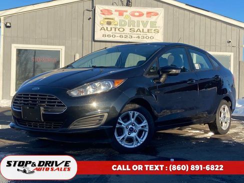 Used 2014 Ford Fiesta SE w/ Comfort Package image 1