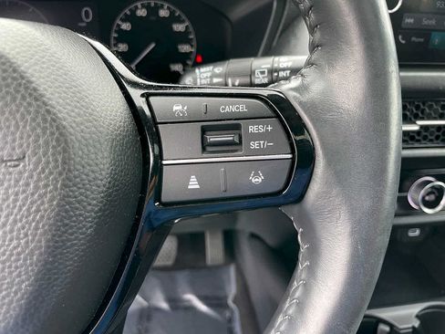 Used 2023 Honda HR-V EX-L image 14