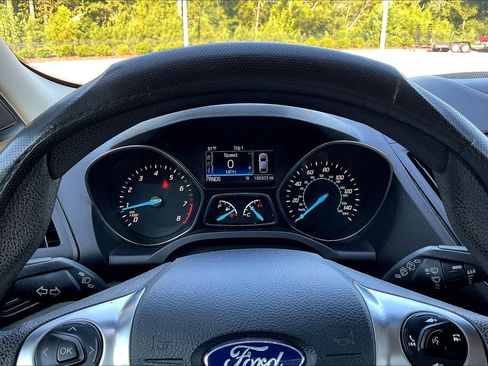 Used 2015 Ford Escape SE w/ Equipment Group 201A FWD image 24