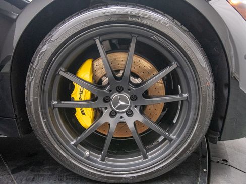 Used 2019 Mercedes-Benz AMG GT 63 S image 40