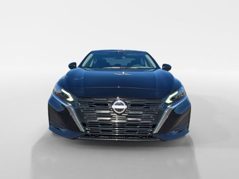 New 2025 Nissan Altima 2.5 SV image 8