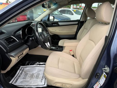 Used 2017 Subaru Legacy 2.5i Premium AWD/4WD image 10