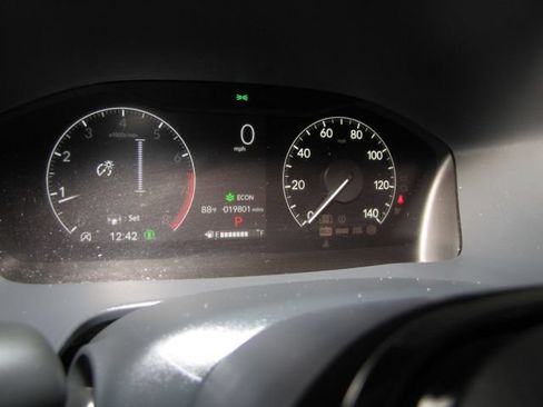 Certified 2024 Honda CR-V EX-L image 4