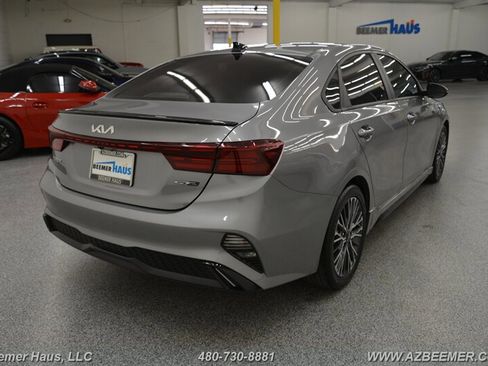Used 2024 Kia Forte GT-Line w/ GT-Line Premium Package image 9