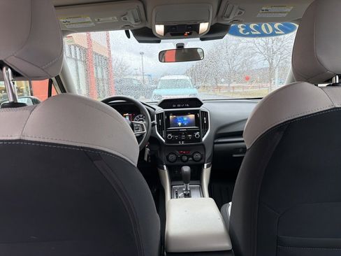 Used 2023 Subaru Forester Base image 38