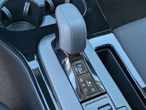 New 2026 Toyota Prius Plug-In Hybrid FWD image 16