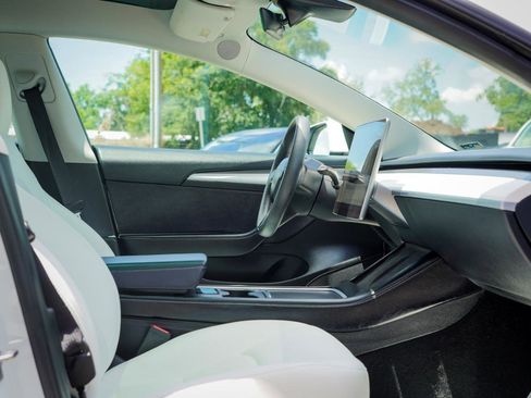 Used 2023 Tesla Model 3 Standard Range RWD image 8
