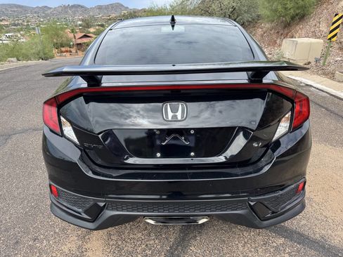 Used 2018 Honda Civic Si image 6