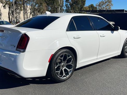Used 2018 Chrysler 300 S w/ 300S Premium Group 2 image 7