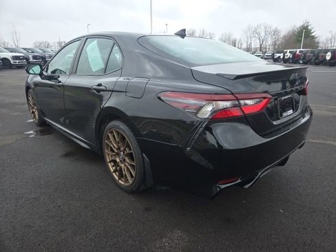 Used 2023 Toyota Camry SE w/ Convenience Package FWD image 11