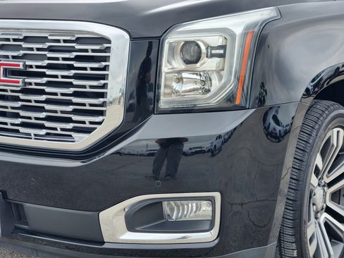 Used 2020 GMC Yukon Denali w/ Denali Ultimate Package AWD/4WD image 8