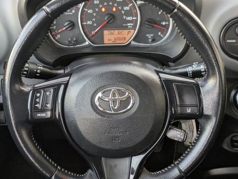 Used 2017 Toyota Yaris SE image 13