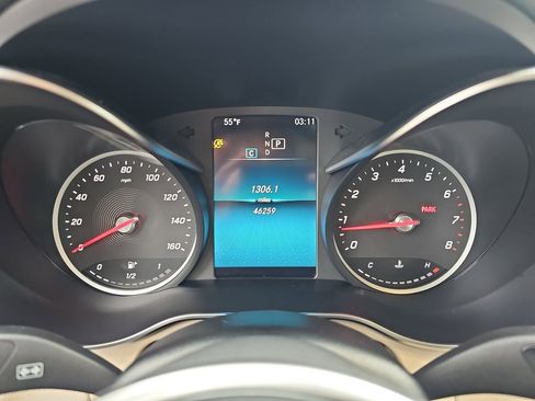 Used 2022 Mercedes-Benz GLC 300 4MATIC image 22