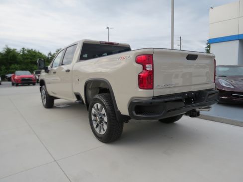 New 2026 Chevrolet Silverado 2500 Custom AWD/4WD image 4