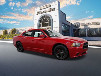 Used 2013 Dodge Charger SE w/ Connectivity Group
