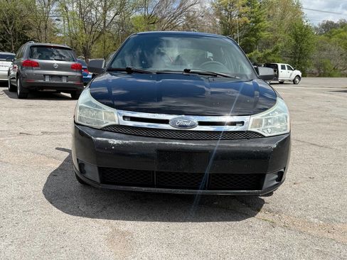 Used 2010 Ford Focus SE image 10