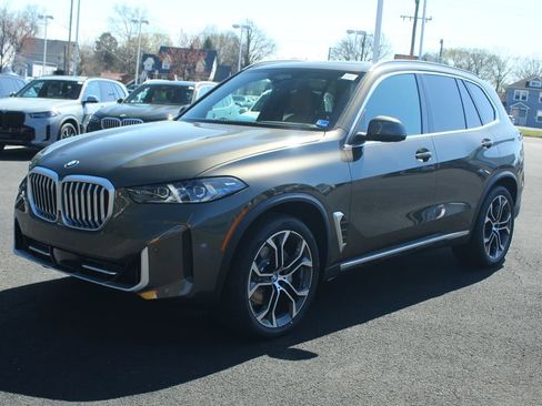 Used 2026 BMW X5 xDrive40i AWD/4WD image 3
