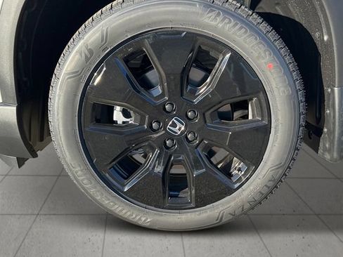 New 2026 Honda Pilot Black Edition image 9