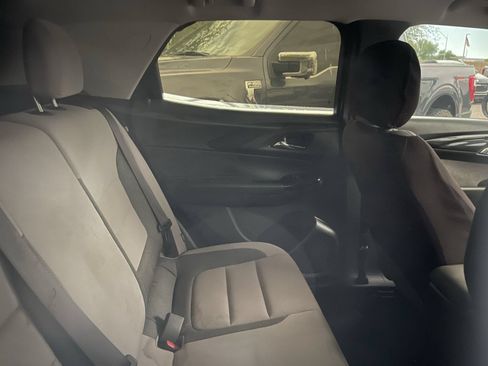Used 2024 Chevrolet TrailBlazer LT w/ Driver Confidence Package FWD image 7