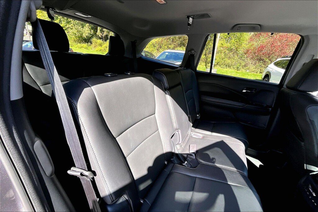 Used 2021 Honda Pilot Special Edition image 16
