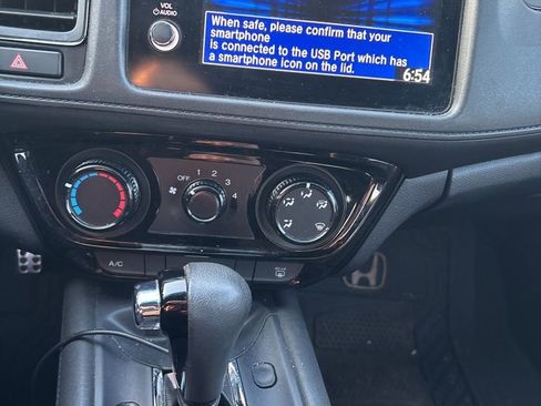 Used 2019 Honda HR-V Sport image 5