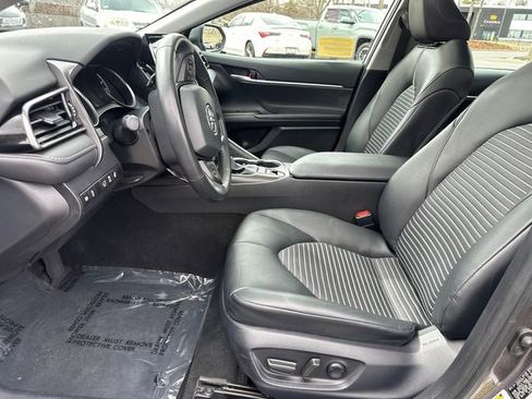 Used 2023 Toyota Camry SE w/ Cold Weather Package image 26